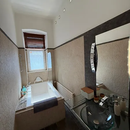 Hviezdoslav Square, The Historic Heart Of Apartament Bratysława